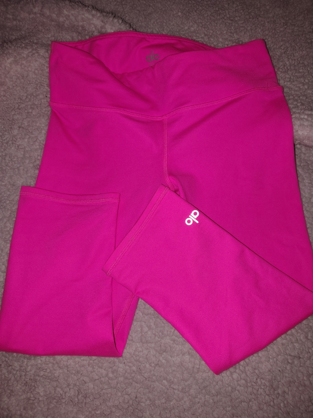 ALO Yoga Paradise Pink Capri Leggings